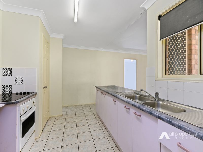 16 Foxdale Court, Waterford West QLD 4133