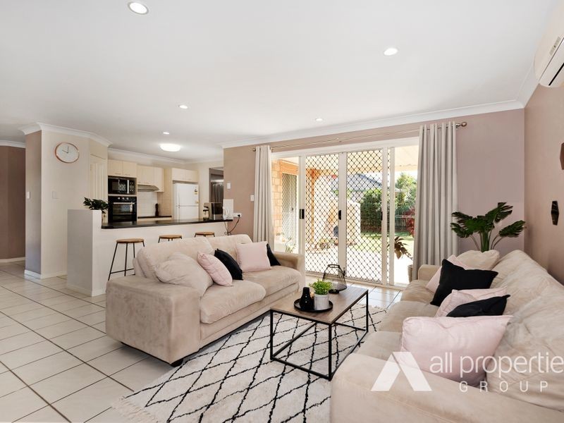 5 Kondalilla Close, Parkinson QLD 4115