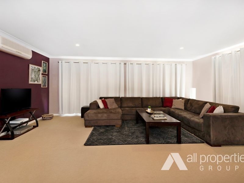 5 Kondalilla Close, Parkinson QLD 4115