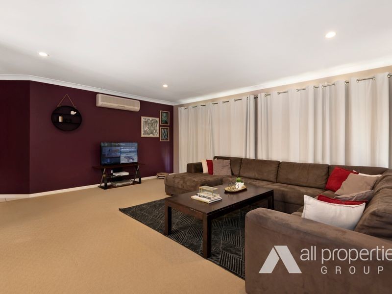 5 Kondalilla Close, Parkinson QLD 4115