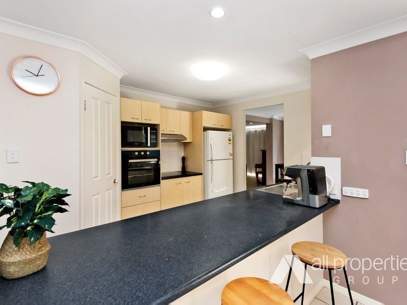 5 Kondalilla Close, Parkinson QLD 4115