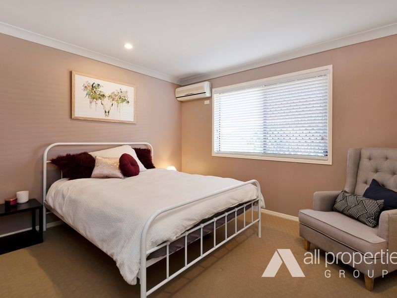 5 Kondalilla Close, Parkinson QLD 4115