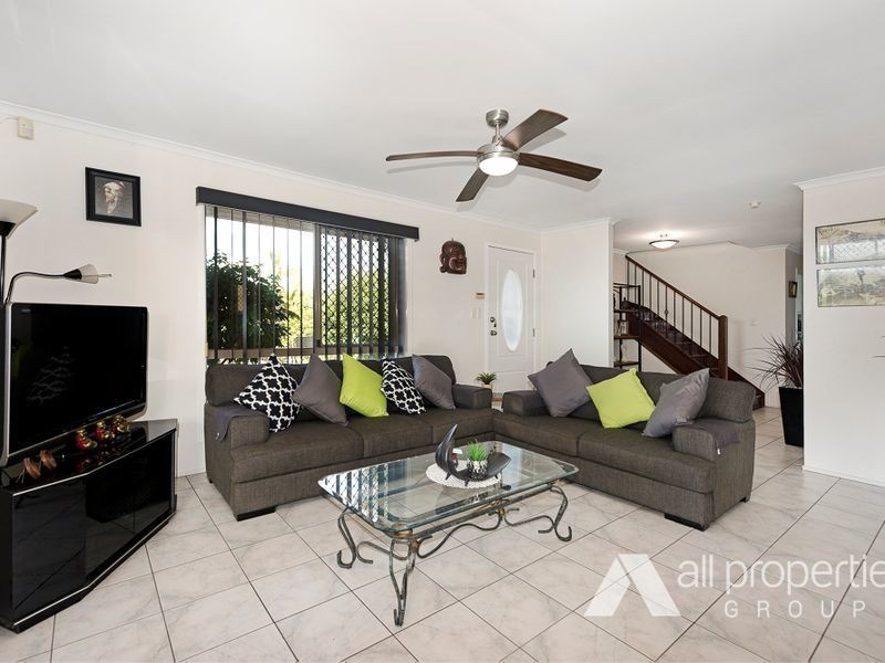 15 COCAS Street, Regents Park QLD 4118