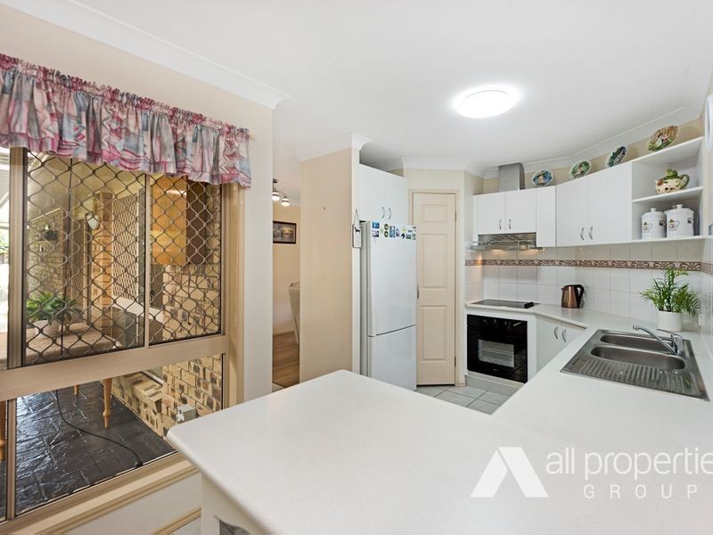 83 Gordonia Drive, Regents Park QLD 4118