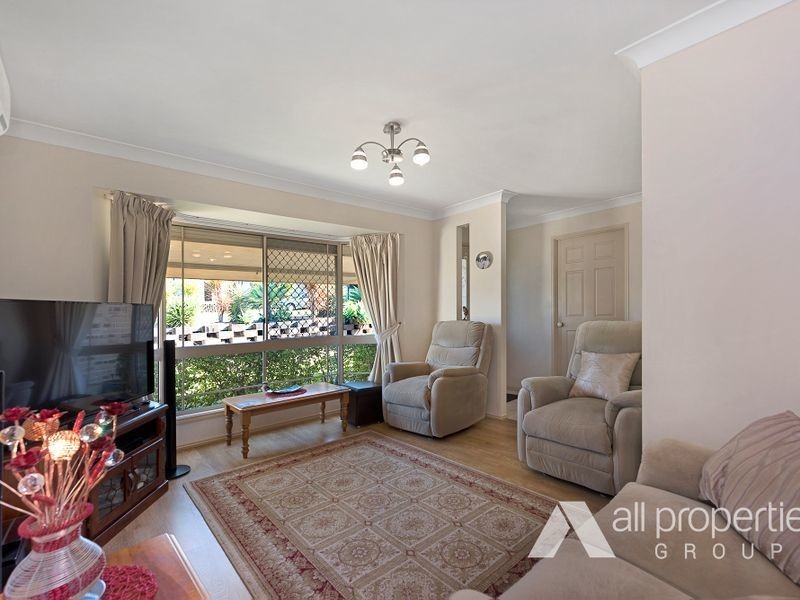 83 Gordonia Drive, Regents Park QLD 4118