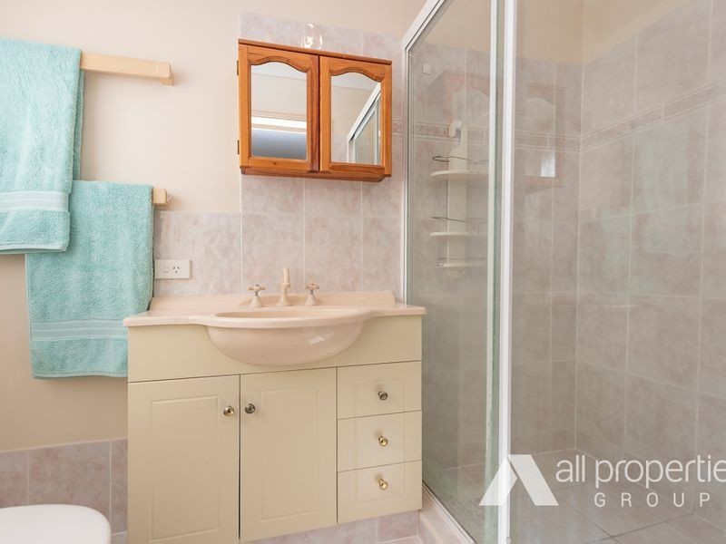 83 Gordonia Drive, Regents Park QLD 4118