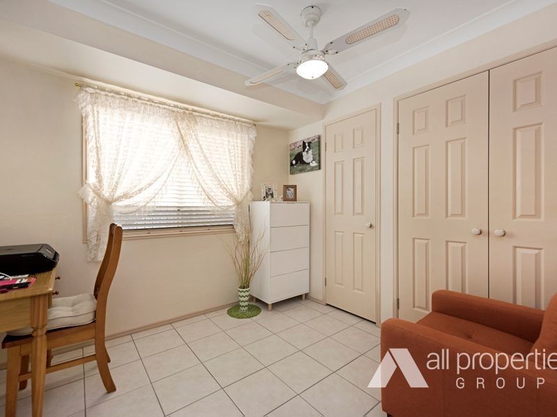 83 Gordonia Drive, Regents Park QLD 4118