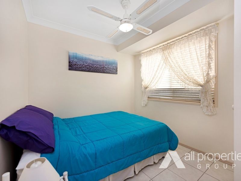83 Gordonia Drive, Regents Park QLD 4118
