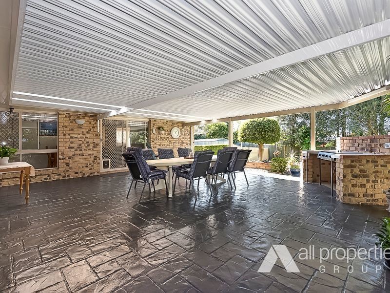 83 Gordonia Drive, Regents Park QLD 4118
