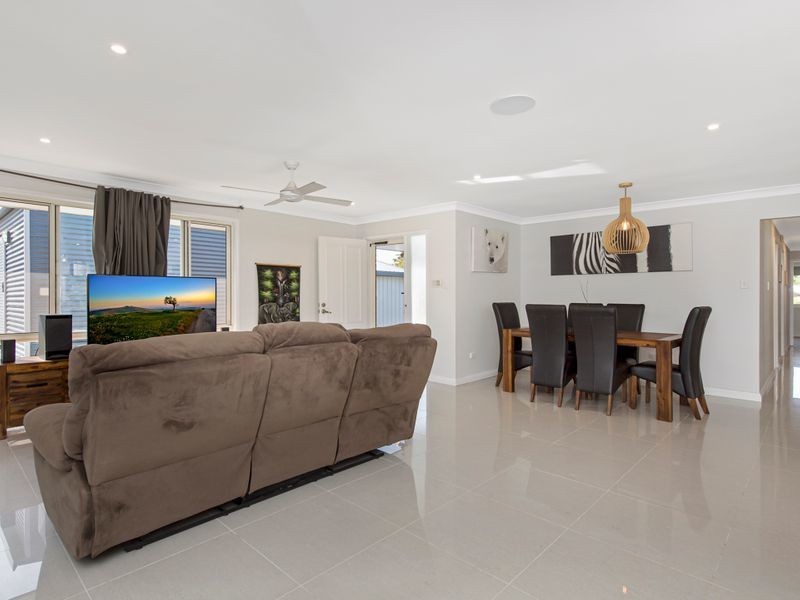 17 Haase Crescent, Ormeau QLD 4208