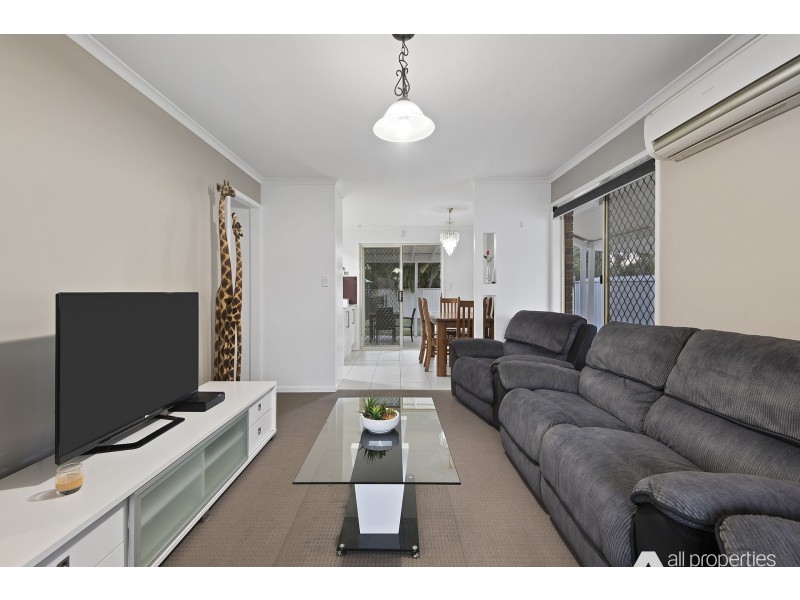 11 Bonhill Court, Hillcrest QLD 4118