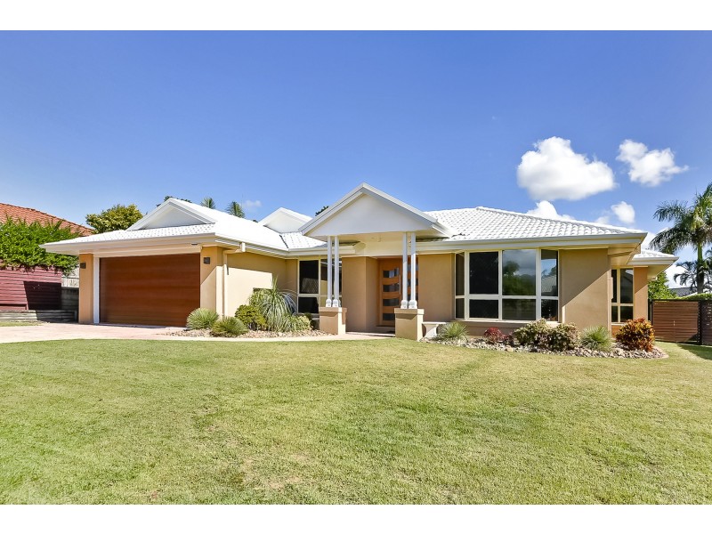 19 Bonneville Crescent, Parkinson QLD 4115