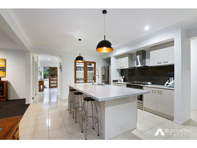 103-107 Spinebill Drive, Greenbank QLD 4124