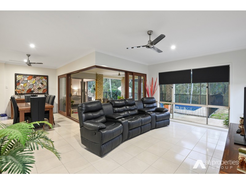 103-107 Spinebill Drive, Greenbank QLD 4124