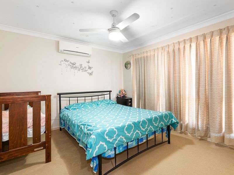 13 Robson Street, Forest Lake QLD 4078