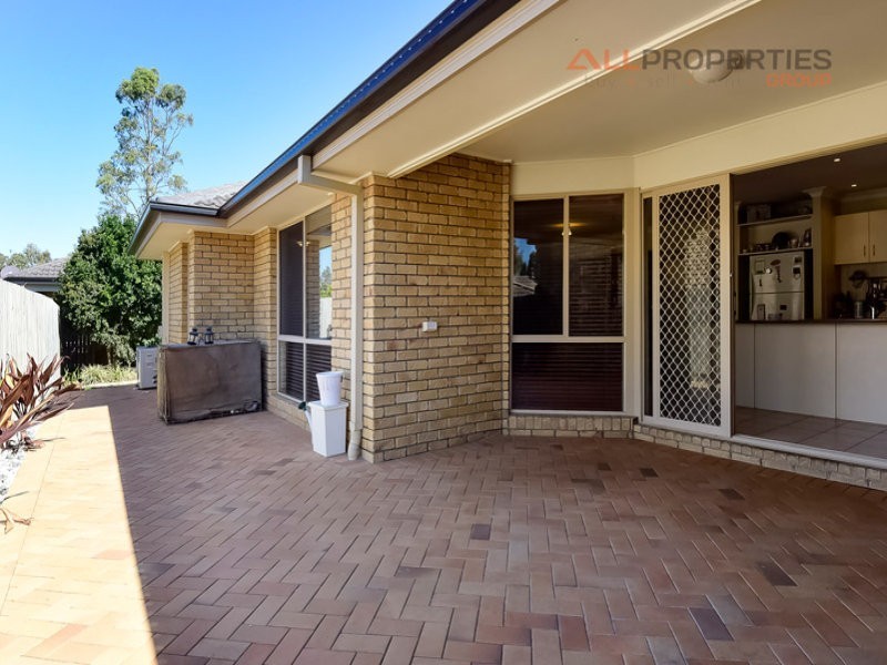 11 Parkside Place, Forest Lake QLD 4078