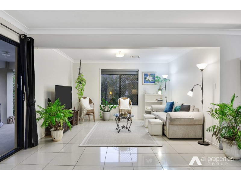 16-18 Goldfinch Court, Greenbank QLD 4124