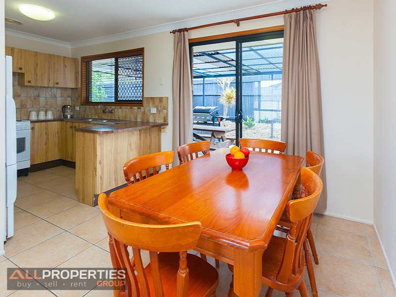 77 Vansittart Road, Regents Park QLD 4118