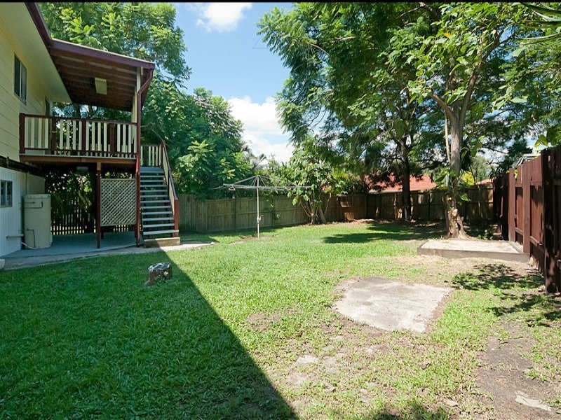 105 Fourth Avenue, Marsden QLD 4132