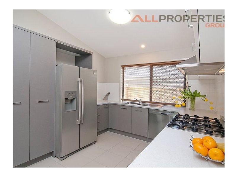 3 Wirewood Place, Heathwood QLD 4110