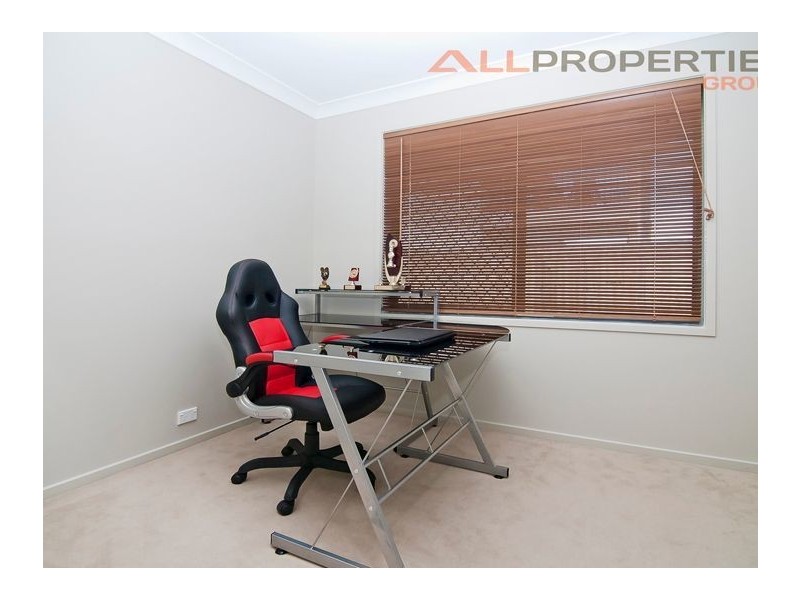 3 Wirewood Place, Heathwood QLD 4110