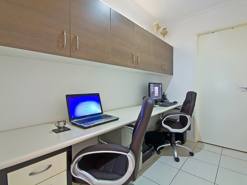 17 Juniper Street, Heathwood QLD 4110