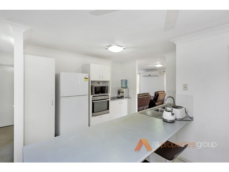 35 Diamantina Street, Hillcrest QLD 4118