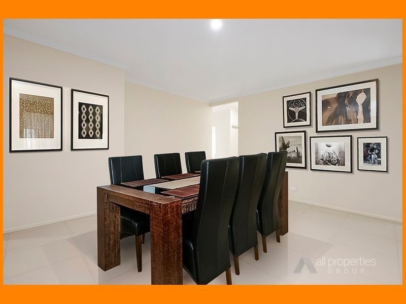 22 Rise Place, Heathwood QLD 4110