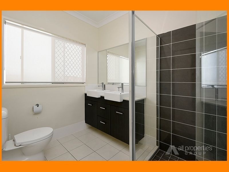 22 Rise Place, Heathwood QLD 4110