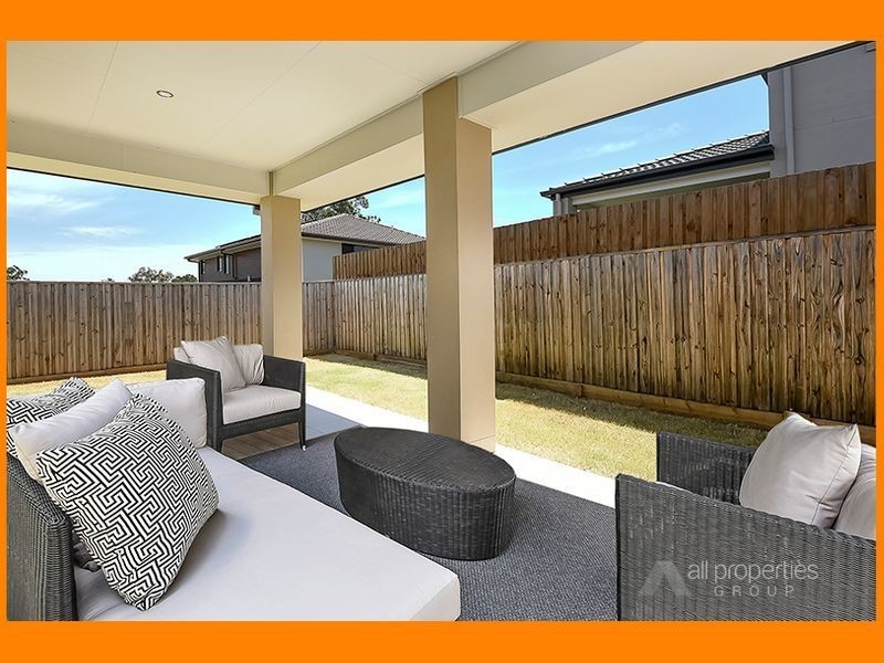 22 Rise Place, Heathwood QLD 4110