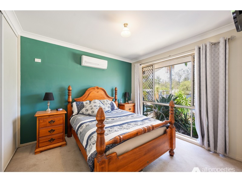 2-4 Kew Place, Munruben QLD 4125