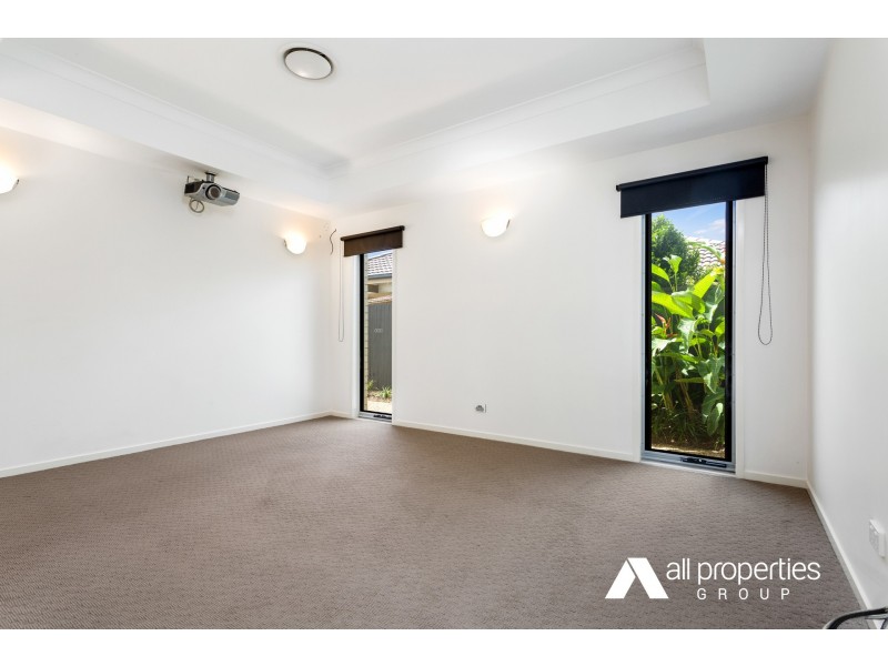 109 Parkwood Drive, Heathwood QLD 4110