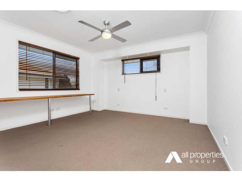 109 Parkwood Drive, Heathwood QLD 4110
