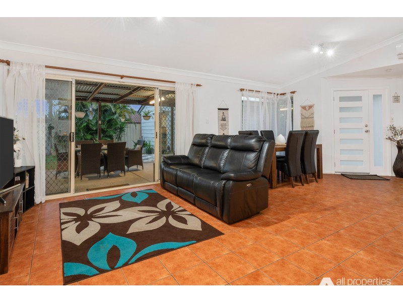 15 Tasman Court, Boronia Heights QLD 4124