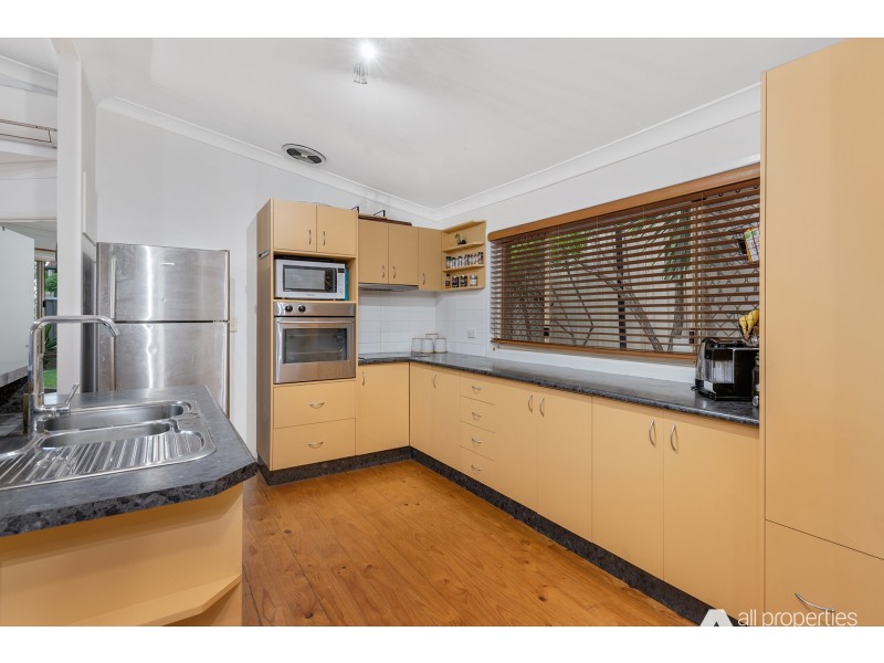 15 Tasman Court, Boronia Heights QLD 4124