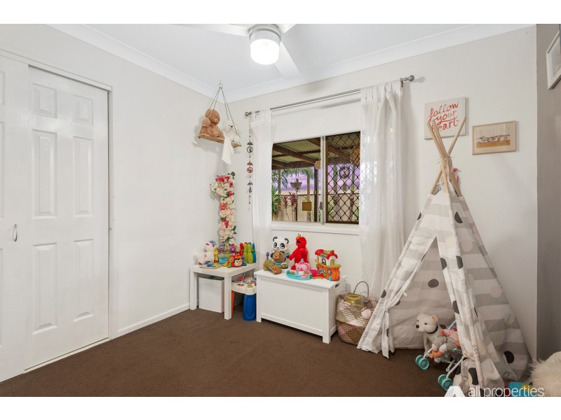 15 Tasman Court, Boronia Heights QLD 4124