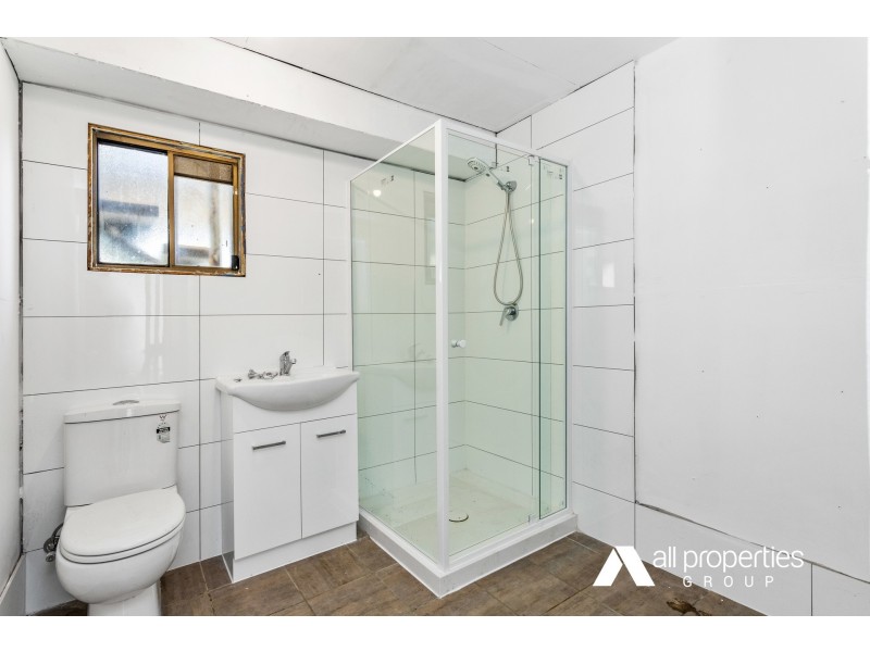 549 Browns Plains Road, Crestmead QLD 4132