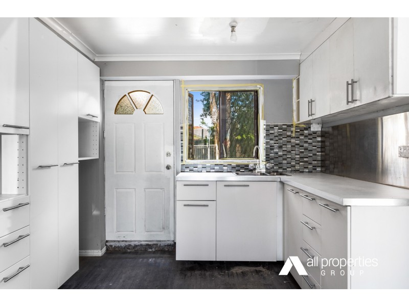 549 Browns Plains Road, Crestmead QLD 4132