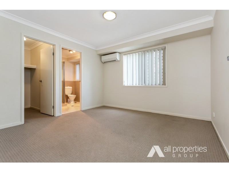 27 Serenity Court, Crestmead QLD 4132