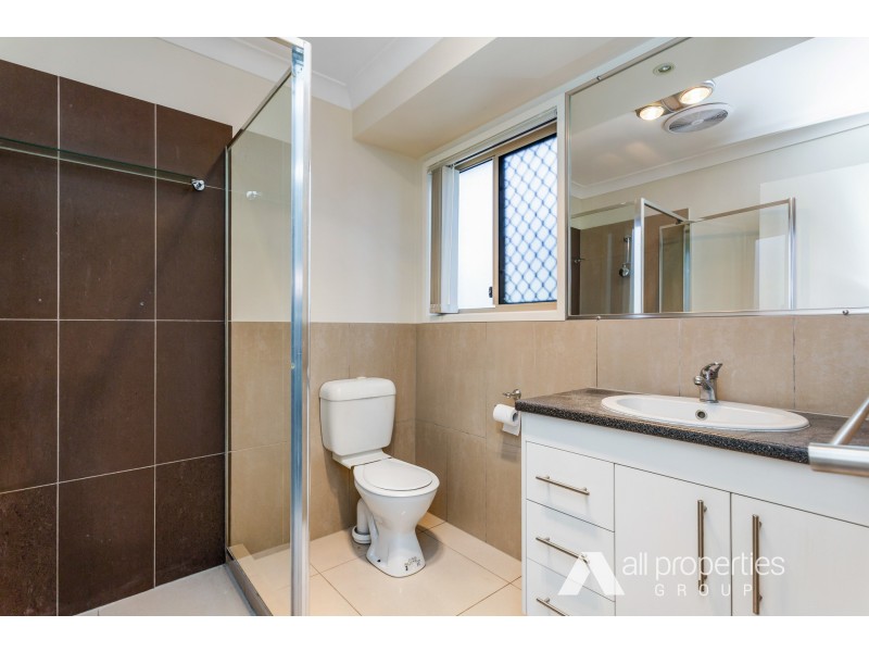 27 Serenity Court, Crestmead QLD 4132