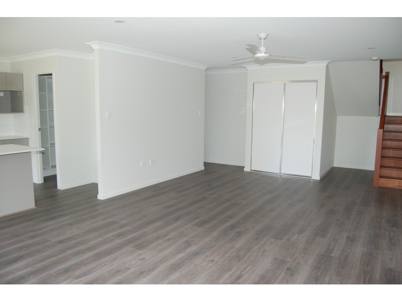 1/9 Cafe Place, Bellbird Park QLD 4300