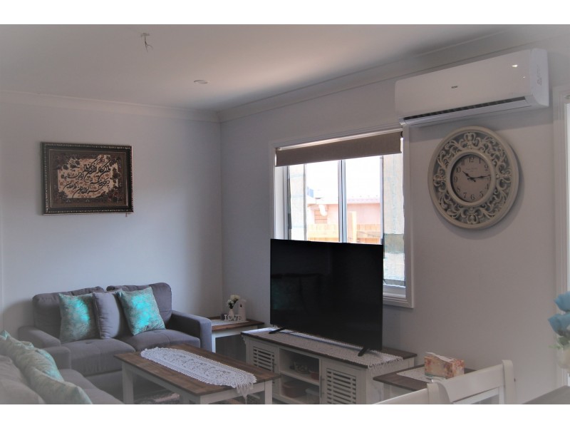 2/7 Burrinjuck Street, Marsden QLD 4132