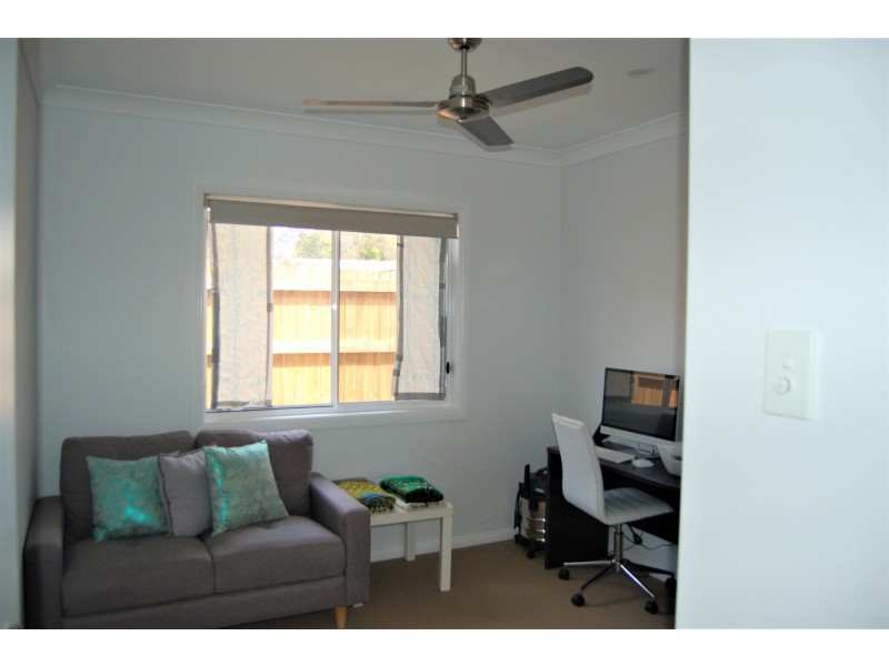 2/7 Burrinjuck Street, Marsden QLD 4132