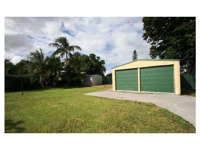 15 Whitcomb Street, Hillcrest QLD 4118