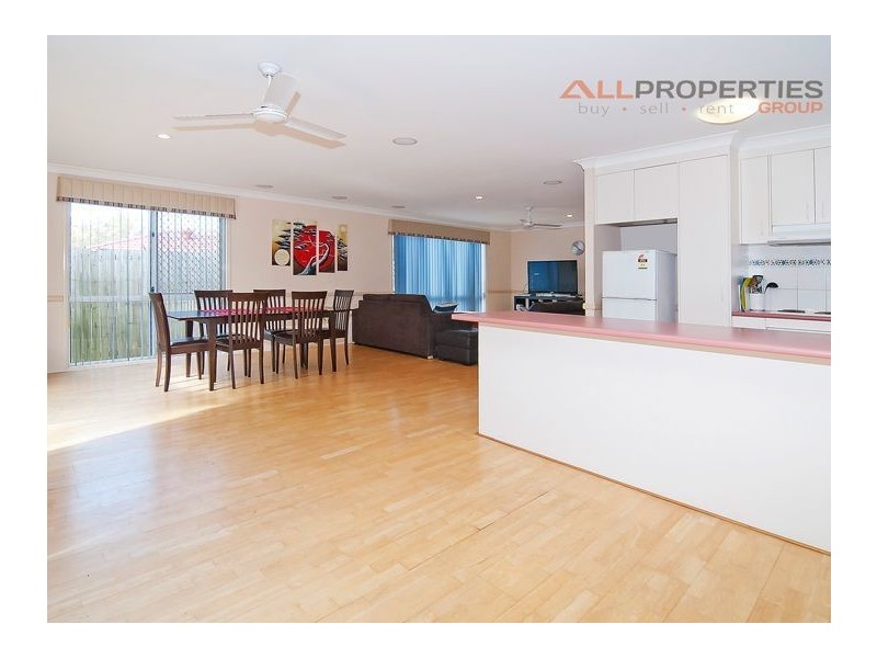 6 Griffith Court, Forest Lake QLD 4078