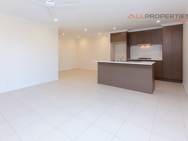 16B Chandon Street, Hillcrest QLD 4118