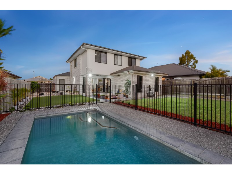 4 Winterpeak Close, Yarrabilba QLD 4207