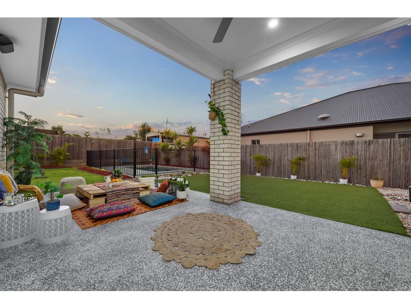 4 Winterpeak Close, Yarrabilba QLD 4207