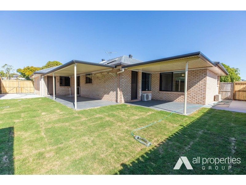 4 Fromelles Court, Regents Park QLD 4118