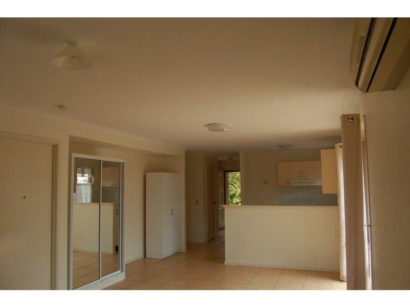 11 Thistle Street, Regents Park QLD 4118